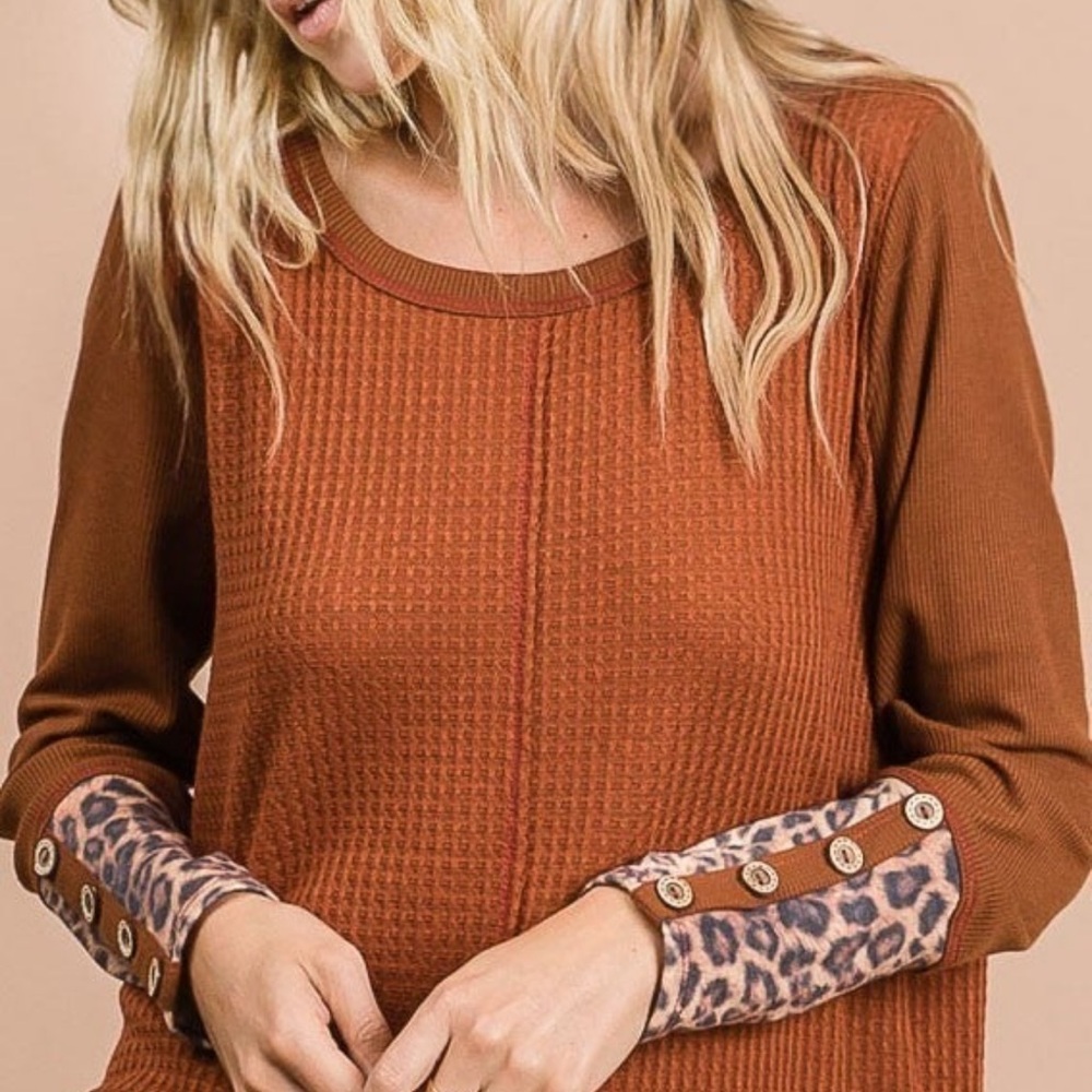 Waffle Knit Leopard print Long-sleeve blouse.